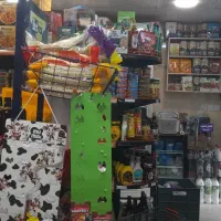 استخدام همکار آقا سوپرمارکت حقوق بالا|استخدام خدمات فروشگاه و رستوران|رشت, معلم|دیوار