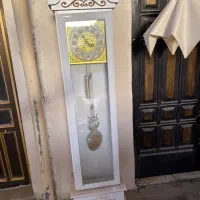 ساعت ایستاده و آباژور