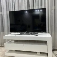 میز تلویزیون سفید