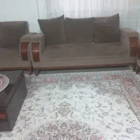 یک سری لوازم خانه و آشپزخانه از فرش مبل  و.