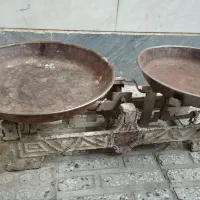 ترازو ۳۰کیلو چدنی