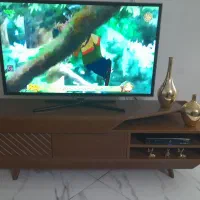 میز تلوزیون در حد نو