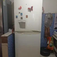 یخچال کاملاً سالم درحال کار