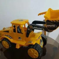 لودر ۷۰ سانتی بزرگ|اسباب‌‌بازی|همدان, |دیوار