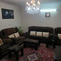 فروش دو دست مبل به همراه میزها ۱۵ میلیون