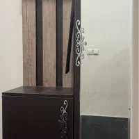 جاکفشی و چوب لباسی