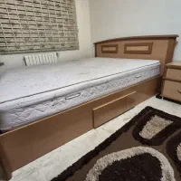 تخت دو نفره همراه با تشک خوشخواب و دراور و پاتختی|تخت و سرویس خواب|تهران, سردارجنگل|دیوار