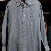 اورکت امریکایی و پیراهن مردانه|لباس|صدرا-فارس, فاز ۱|دیوار