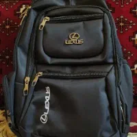 کوله پشتی مدرسه