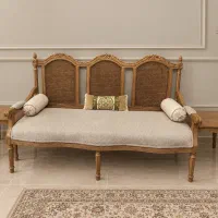 مبل کاجی هفت نفره به همراه میز