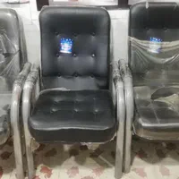 صندلی انتظار در گرمی