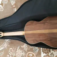 گیتار دست ساز اصفهان