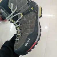 فروش کفش های استوک