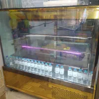 یخچال ویترینی مکعبی