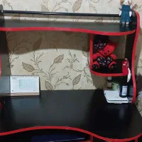 میز مطالعه کاملا نو، mdf