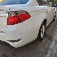 برلیانس مدل ۹۷ h 330