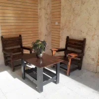 نیمکت و میز و صندلی کافی شاپ