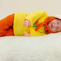 عروسک نی‌نی خواب ، بیبی بورن ، لباس عروسک بافتنی|اسباب‌بازی بچه|مشهد, پنجتن|دیوار