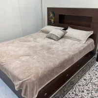 تخت دونفره ه