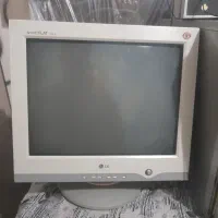 مانیتور قدیمی