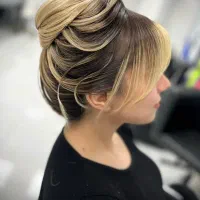 اف کراتین و خدمات زیبایی