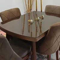 میزغذاخوری ۴ نفره درحد نو