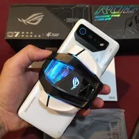 گوشی ایسوسROG Phone 7 درحد صفر با دسته فن فابریک