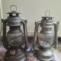 دوتا فانوس خارجی نفتی و باطری خور