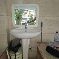 روشویی با شیر وآینه