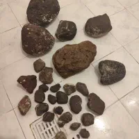 شهاب سنگ|کلکسیون اشیاء عتیقه|مرند, |دیوار