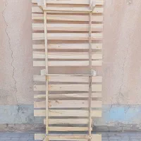 تخت چوبی ، قفسه فلزی ، سینک ظرفشویی|تخت و سرویس خواب|گناباد, |دیوار