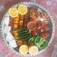 نیازمندسرگارسون حرفه ای وباسابقه برای تالارعروسی