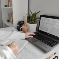 حل امتحانات زبان