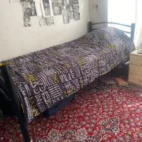 تخت دو طبقه فلزی در حد نو