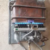 نصب  سرویس ابگرمکن  پمپ وتعمیرات لوله کشی و برقکشی