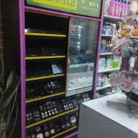استند ارایشی