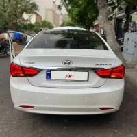 سوناتا وای اف۲۰۱۲
