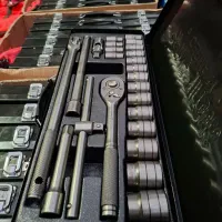 جعبه بکس کلاغی پمپ باد آچار  انبرقفلی جک|ابزارآلات|مشهد, شهید قربانی|دیوار