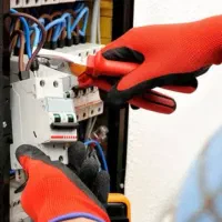 تعمیر،نصب سیستم‌های امنیتی مداربسته،آیفون،برق‌منزل