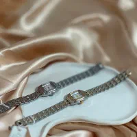 ساعت دخترونه|ساعت|رشت, استقامت ۱|دیوار