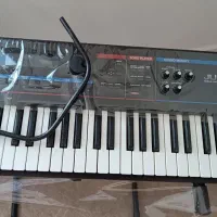 ارگ رولند جونودی آی|پیانو، کیبورد، آکاردئون|گرمی, |دیوار