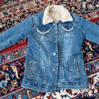 کت لی|لباس|کبودرآهنگ, |دیوار