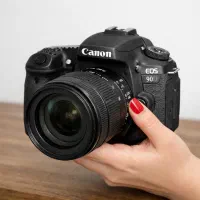 دوربین canon 90D فوق العاده تمیز ضمانتی