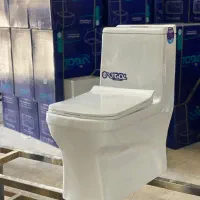 توالت فرنگی عظیمی