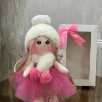 عروسک دستساز همراه با جعبه، انتخابی خاص برای هدیه