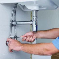 لوله کشی آب/فاضلاب/پمپ تضمینی (۲۴ ساعته سیار)