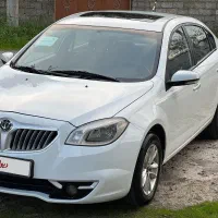 برلیانس ۳۳۰ اتومات مدل ۹۷ موتور بزرگ بدون رنگ|خودرو سواری و وانت|رشت, آب و برق|دیوار