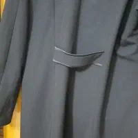 تعدادی لباس و پالتو