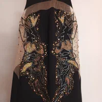 لباس مجلسی|لباس|خوی, |دیوار