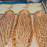 به یک شاطر دستگاه یا سرخوان زن نیاز مندیم